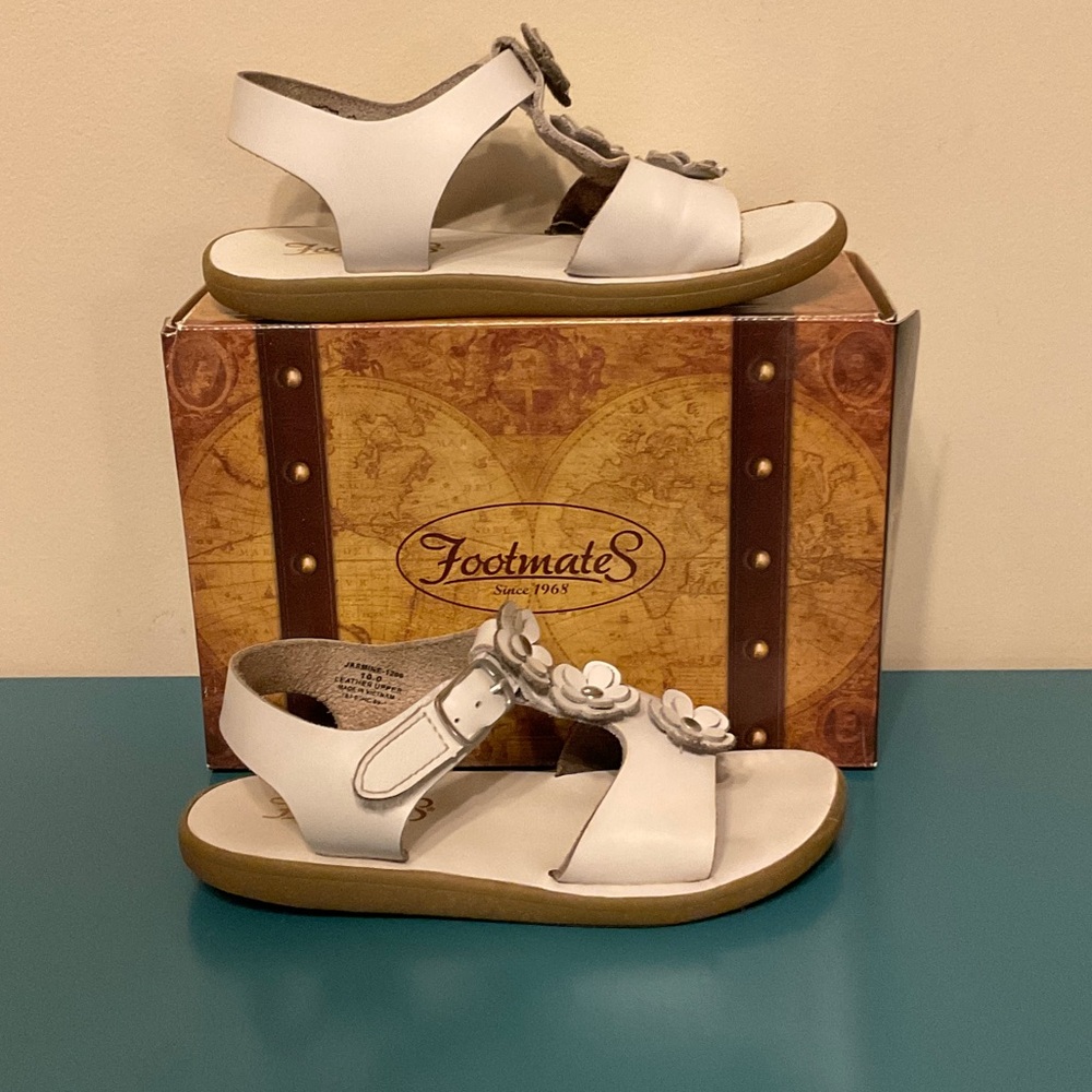 Kids’ FootMates White Floral Sandals